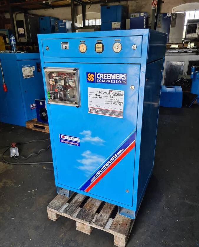 Kompresor śrubowy CREEMERS 18,5 kw - Compressor de ar: foto 2 Kompresor śrubowy CREEMERS 18,5 kw - Compressor de ar: foto 2