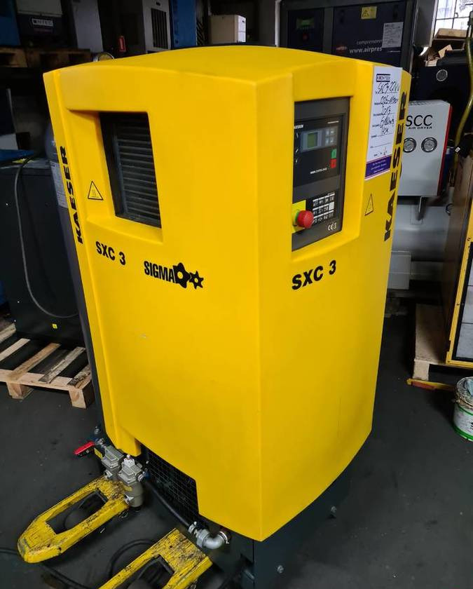 Kompresor śrubowy KAESER SXC 3, 2,2 kw - Compressor de ar: foto 1 Kompresor śrubowy KAESER SXC 3, 2,2 kw - Compressor de ar: foto 1