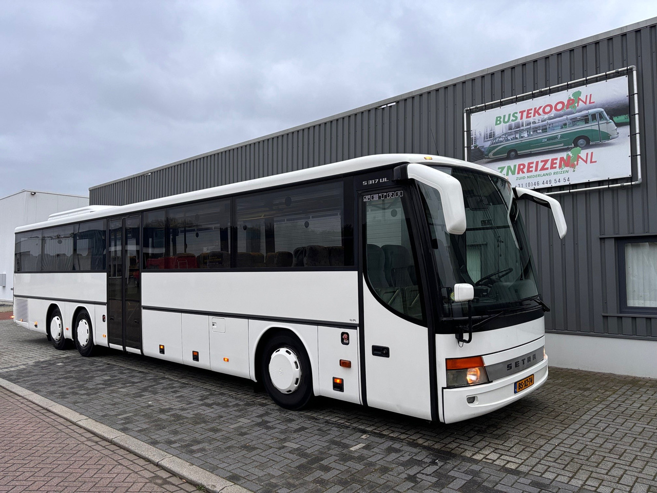 SETRA S317UL met 63 pl. en airconditioning S317GT - Autocarro: foto 1 SETRA S317UL met 63 pl. en airconditioning S317GT - Autocarro: foto 1