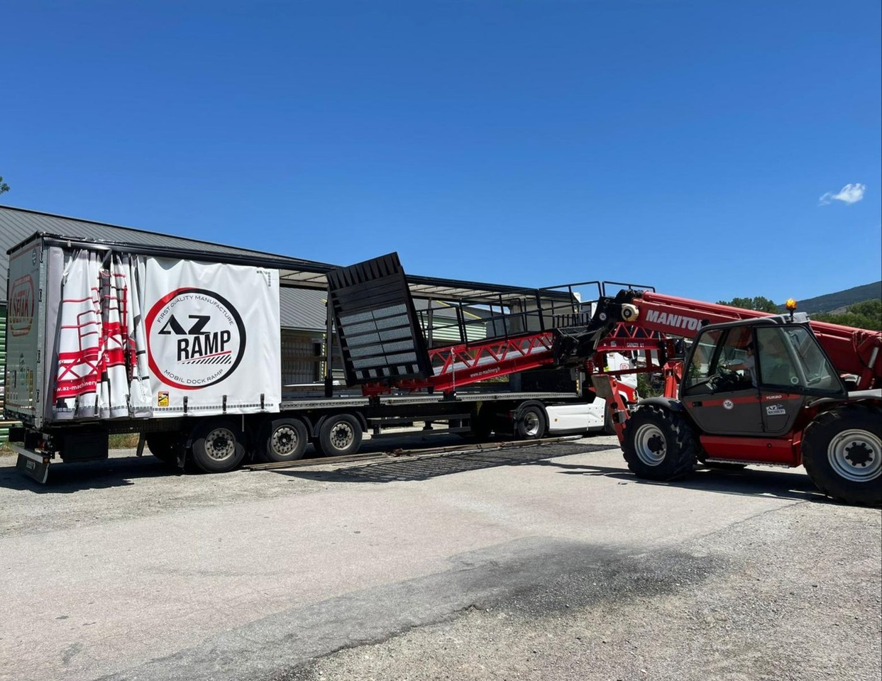 Loading Ramp with with hydraulic tilting bridge - AZ RAMP - STAR- 8T. 8 ton capacity - Rampa de carregamento: foto 5 Loading Ramp with with hydraulic tilting bridge - AZ RAMP - STAR- 8T. 8 ton capacity - Rampa de carregamento: foto 5