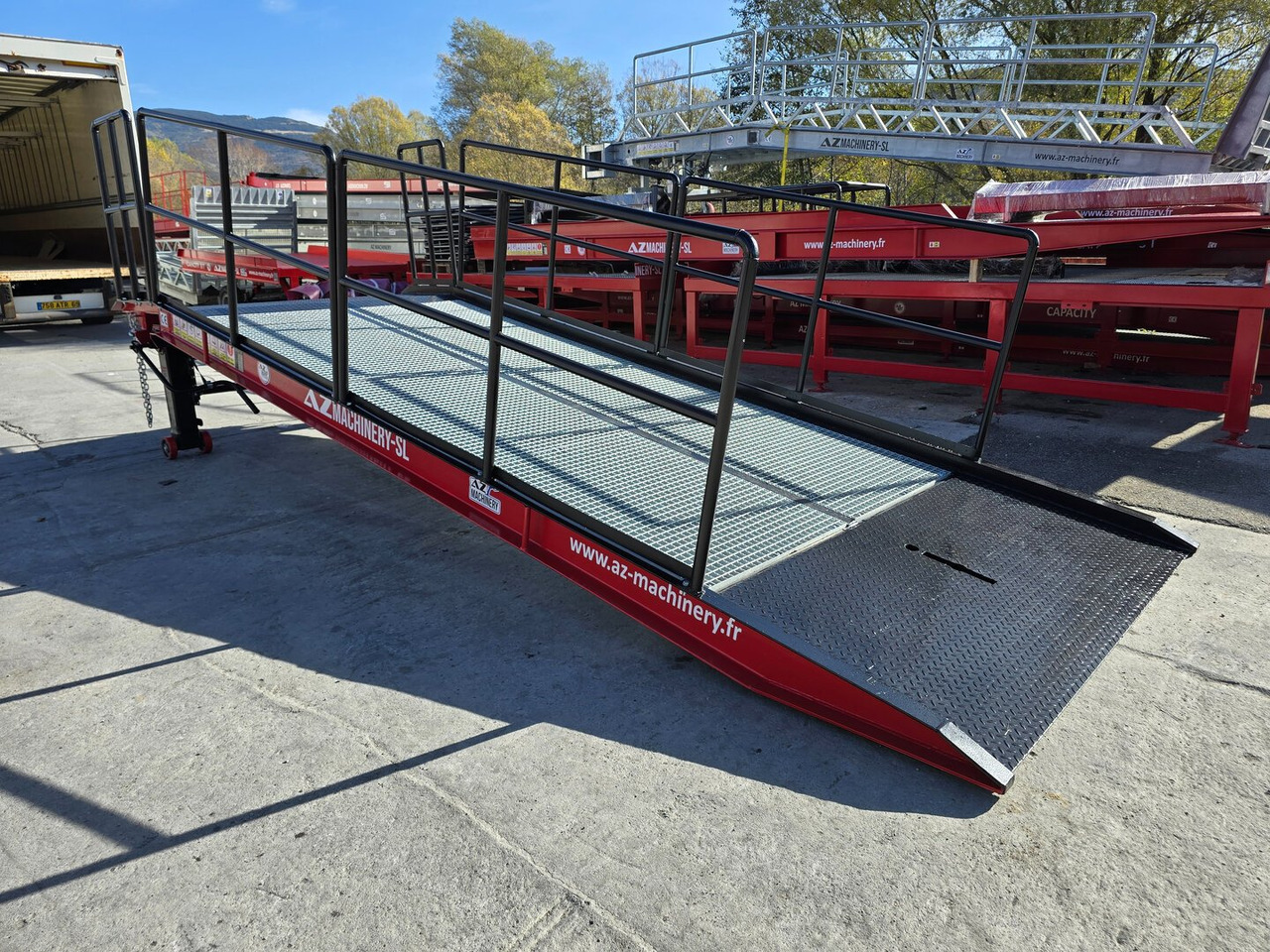 **RENTAL** AZ RAMP-PRIME XS-6 . Industrial Mobil Loading Ramp - Rampa de carregamento: foto 2 **RENTAL** AZ RAMP-PRIME XS-6 . Industrial Mobil Loading Ramp - Rampa de carregamento: foto 2