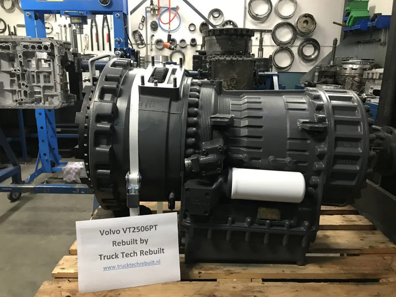 Volvo VT2506PT With or Without retarder / With or without second steering pump - Caixa de velocidade: foto 3 Volvo VT2506PT With or Without retarder / With or without second steering pump - Caixa de velocidade: foto 3