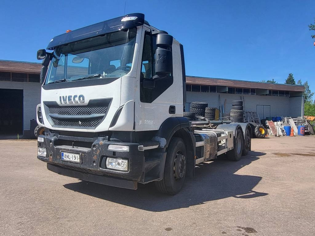 Iveco Stralis-360 - Camião com sistema de cabo: foto 3 Iveco Stralis-360 - Camião com sistema de cabo: foto 3
