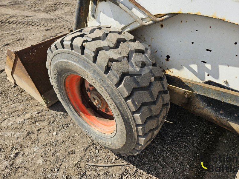 Mini pá carregadora Bobcat 873: foto 19