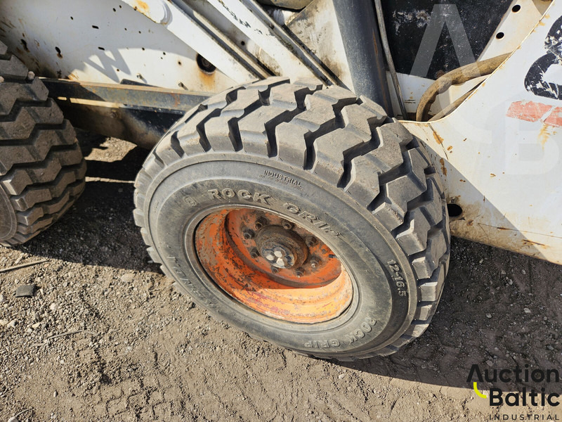 Mini pá carregadora Bobcat 873: foto 18