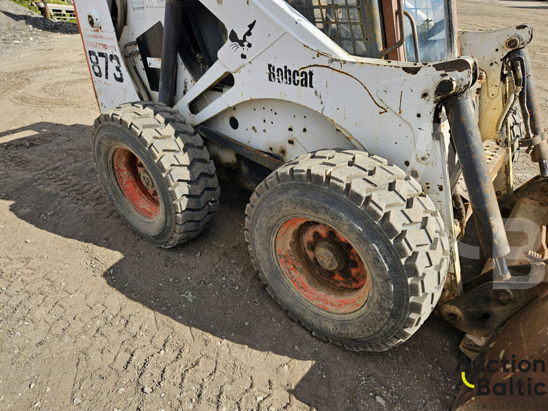 Mini pá carregadora Bobcat 873: foto 17