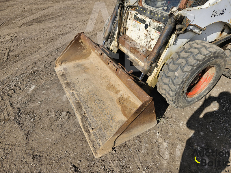 Mini pá carregadora Bobcat 873: foto 9