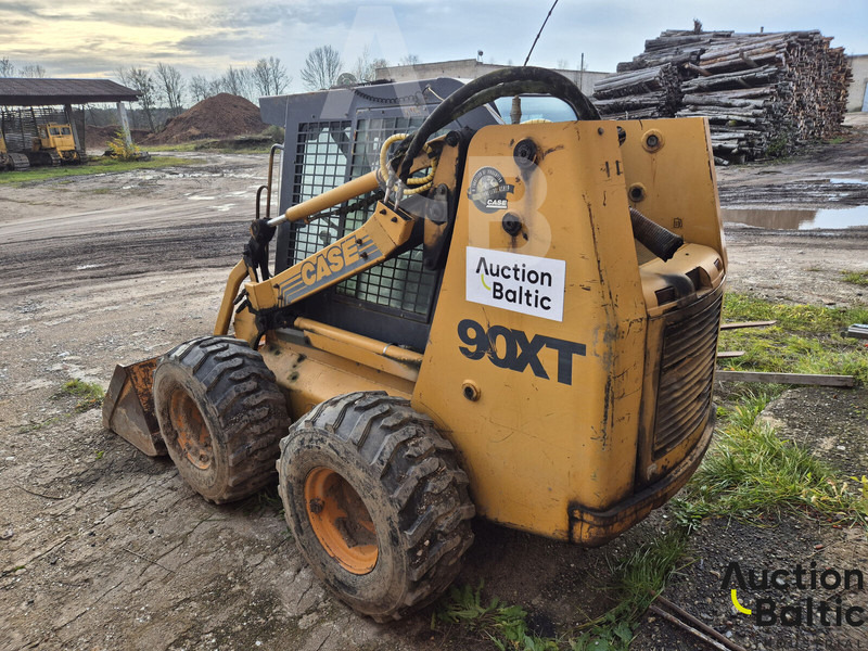 Case 90 XT - Mini pá carregadora: foto 4 Case 90 XT - Mini pá carregadora: foto 4