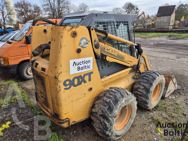 Case 90 XT - Mini pá carregadora: foto 3 Case 90 XT - Mini pá carregadora: foto 3