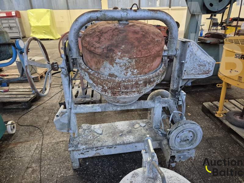 Concrete mixer - Betoneira: foto 4 Concrete mixer - Betoneira: foto 4