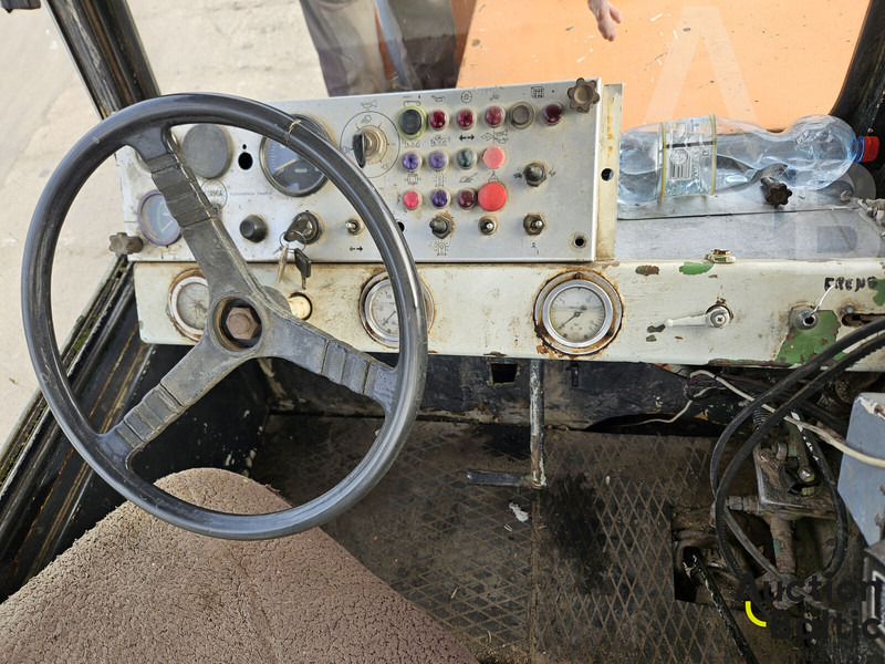 Corinsa CCN 1222 - Compactador de pneus: foto 5 Corinsa CCN 1222 - Compactador de pneus: foto 5