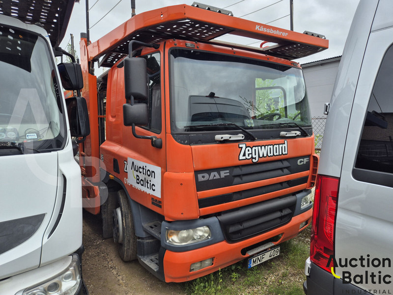 DAF AE75PC - Camião transporte de veículos: foto 2 DAF AE75PC - Camião transporte de veículos: foto 2