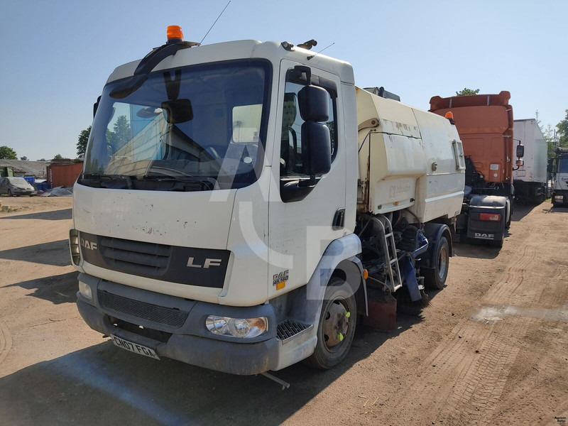 DAF LF45.160 - Varredora urbana: foto 2 DAF LF45.160 - Varredora urbana: foto 2