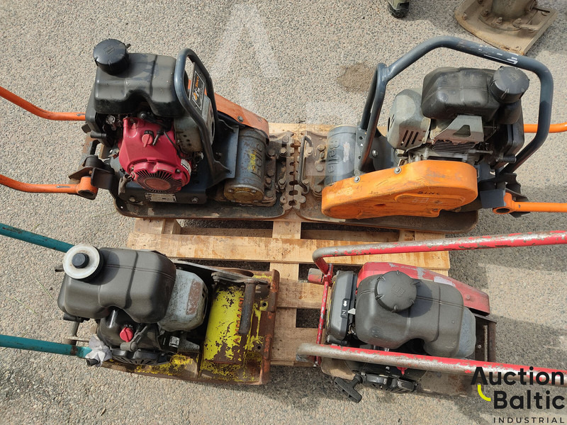 Dynapac LF45, Ammann AVP1033 & 2 Belle - Placas vibratórias: foto 4 Dynapac LF45, Ammann AVP1033 & 2 Belle - Placas vibratórias: foto 4