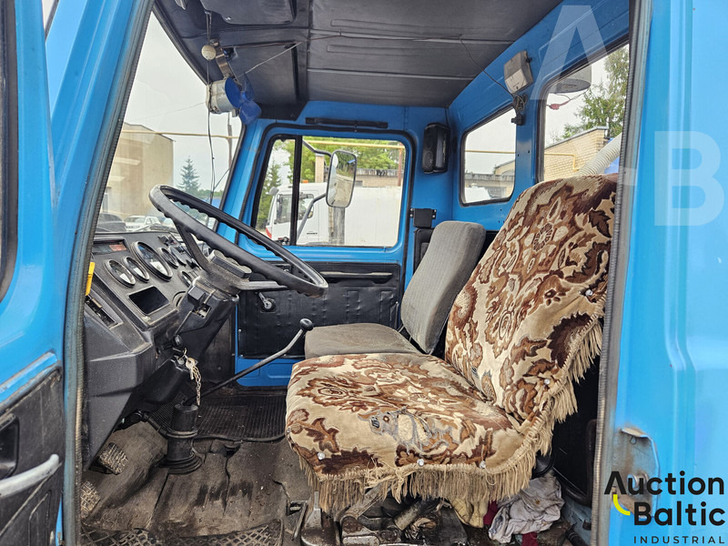 GAZ Gaz 3307 - Caminhão limpa fossa: foto 4 GAZ Gaz 3307 - Caminhão limpa fossa: foto 4