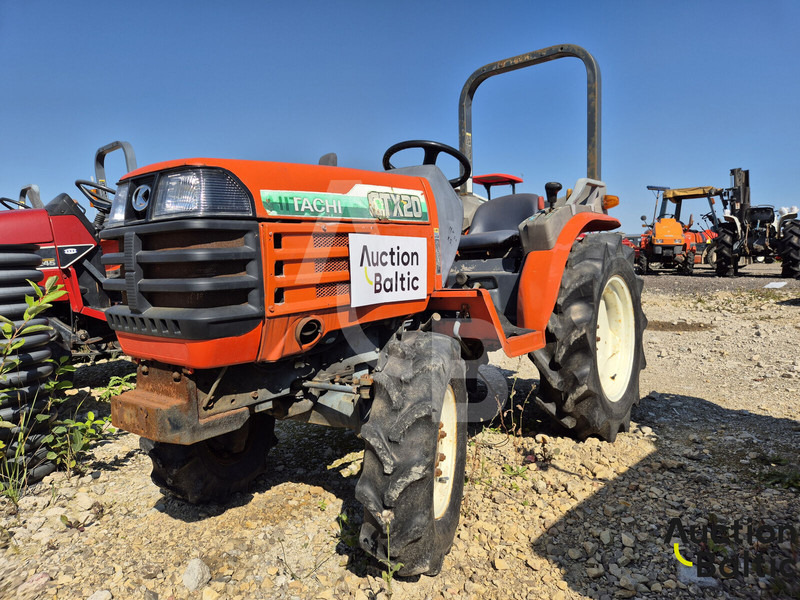Hitachi CTX20 - Trator: foto 1 Hitachi CTX20 - Trator: foto 1