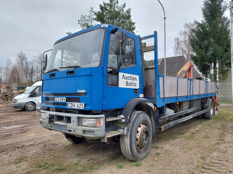 Iveco 180E18 - Camião de caixa aberta/ Plataforma, Camião grua: foto 2 Iveco 180E18 - Camião de caixa aberta/ Plataforma, Camião grua: foto 2
