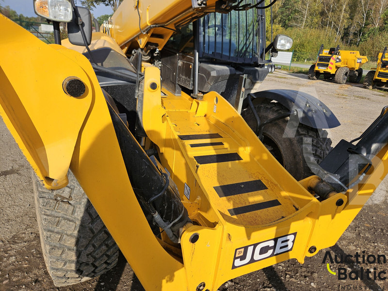 Locação financeira de JCB 540-180 JCB 540-180: foto 16