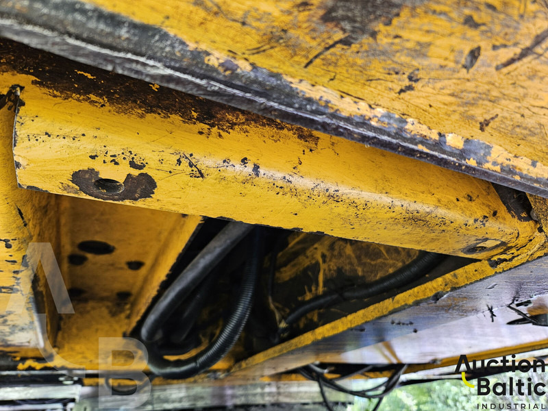 Escavadora de rastos JCB JS 130 LC: foto 19