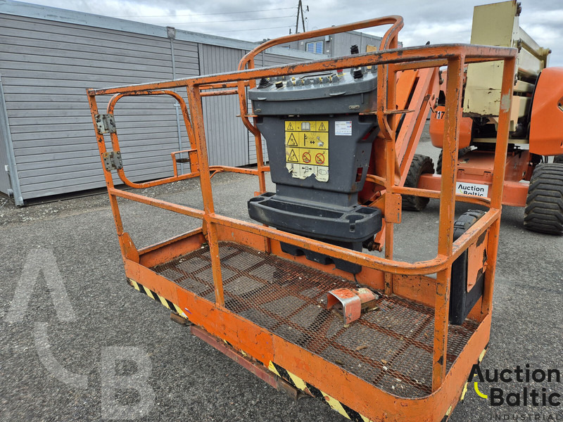 JLG 450 AJ II - Plataforma articulada: foto 5 JLG 450 AJ II - Plataforma articulada: foto 5
