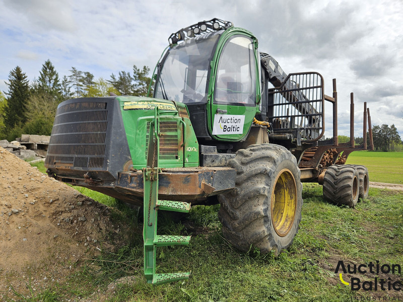 John Deere 1010 E - Reboque florestal: foto 1 John Deere 1010 E - Reboque florestal: foto 1