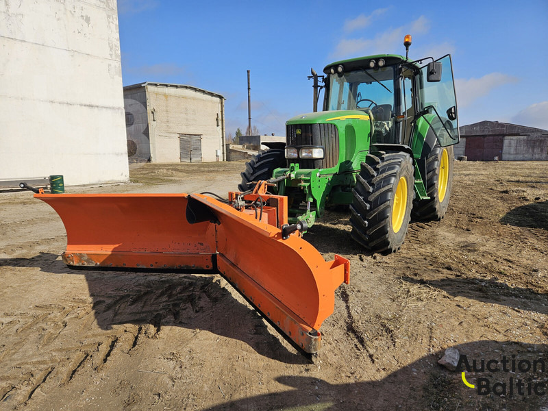 John Deere 6820 - Trator: foto 1 John Deere 6820 - Trator: foto 1