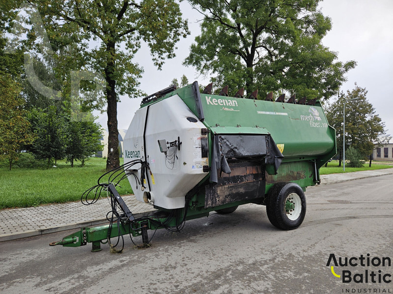 Keenan MF 350BH - Equipamento de gado: foto 1 Keenan MF 350BH - Equipamento de gado: foto 1