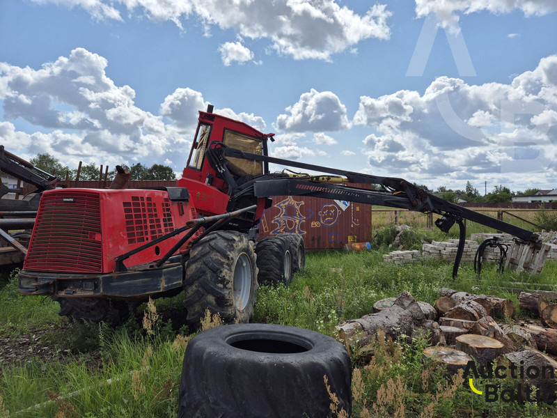 Komatsu 931.1 - Colheitadeira: foto 2 Komatsu 931.1 - Colheitadeira: foto 2