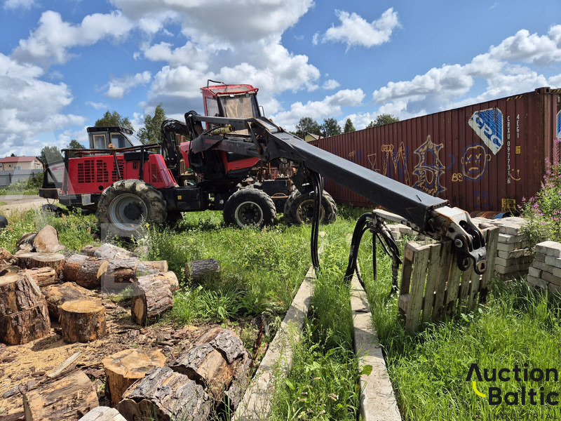 Komatsu 931.1 - Colheitadeira: foto 1 Komatsu 931.1 - Colheitadeira: foto 1