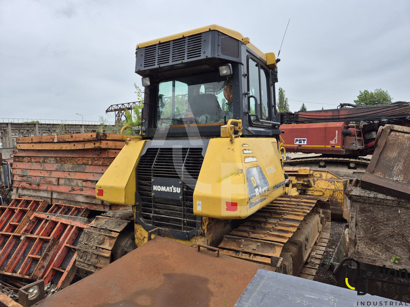 Komatsu D51EX-22 - Buldôzer: foto 4 Komatsu D51EX-22 - Buldôzer: foto 4