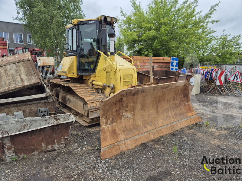 Komatsu D51EX-22 - Buldôzer: foto 2 Komatsu D51EX-22 - Buldôzer: foto 2