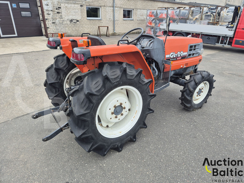 Kubota GL 29 - Trator: foto 3 Kubota GL 29 - Trator: foto 3