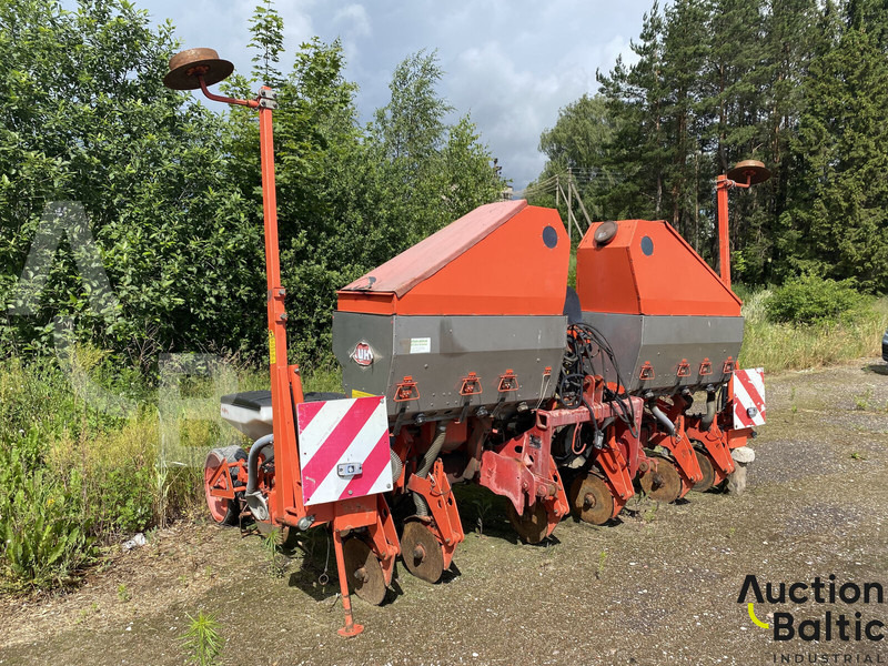 Kuhn Planter 2 - Semeadora de precisão: foto 1 Kuhn Planter 2 - Semeadora de precisão: foto 1