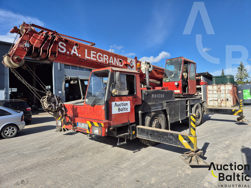Liebherr UTM 526 - Grua para camião: foto 1 Liebherr UTM 526 - Grua para camião: foto 1