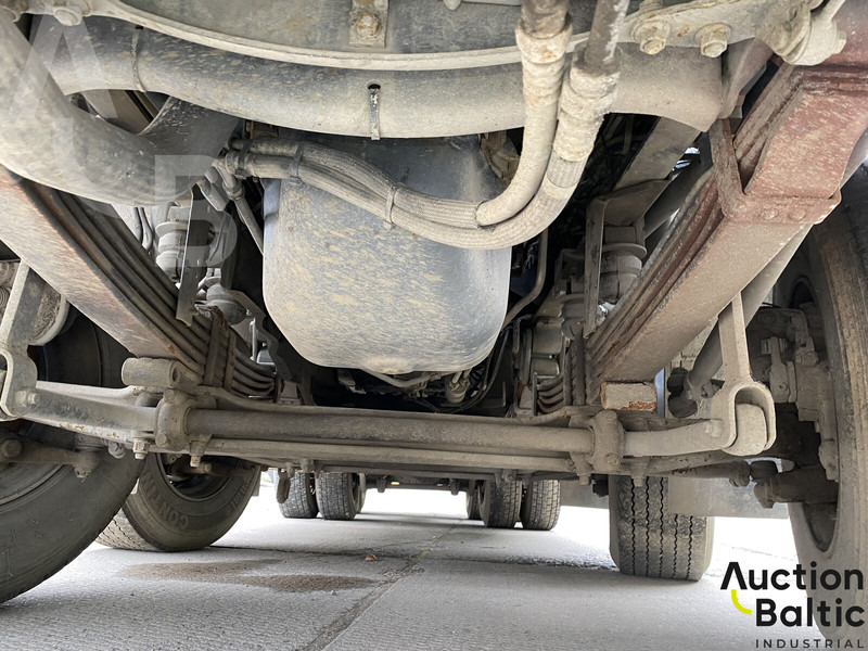 Caminhão limpa fossa MAN T46: foto 17