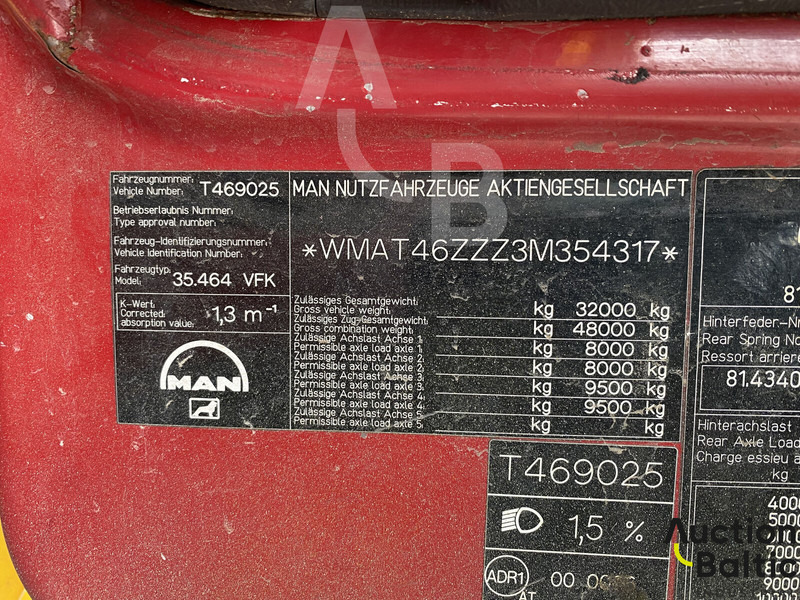 Caminhão limpa fossa MAN T46: foto 20