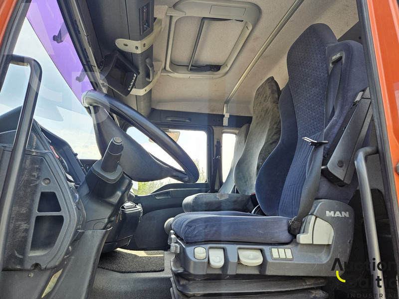 Caminhão de lixo MAN TGA28.310: foto 6