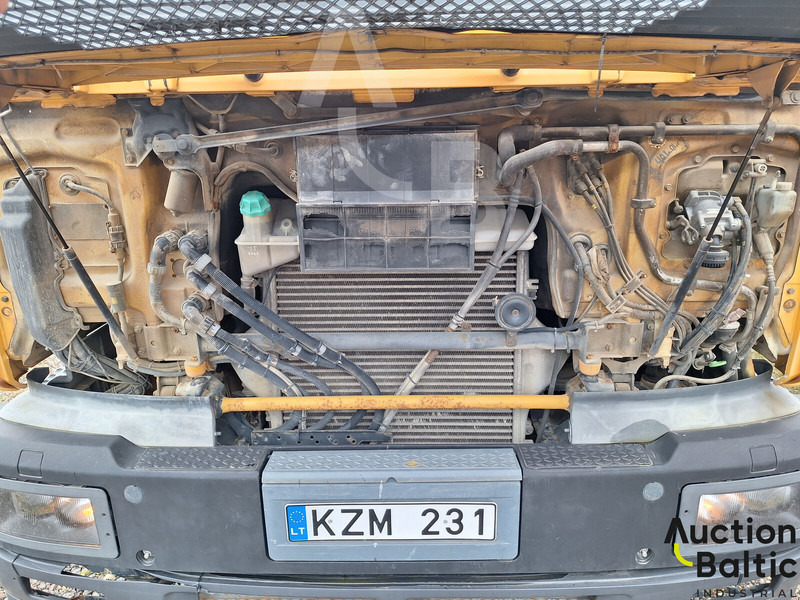 Caminhão limpa fossa MAN TGS200: foto 12