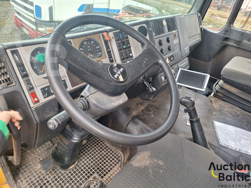 Caminhão limpa fossa MAN TGS200: foto 7