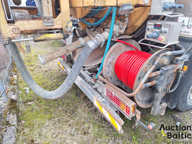 Caminhão limpa fossa MAN TGS200: foto 15