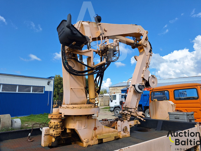 Camião de caixa aberta/ Plataforma, Camião grua Magirus 130 M 8: foto 9