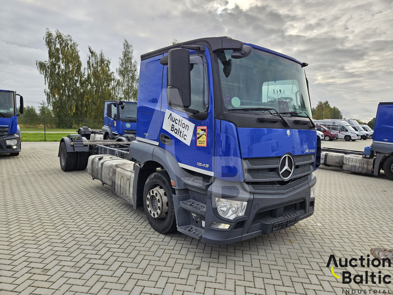 Mercedes-Benz Actros 1843 - Camião chassi: foto 1 Mercedes-Benz Actros 1843 - Camião chassi: foto 1