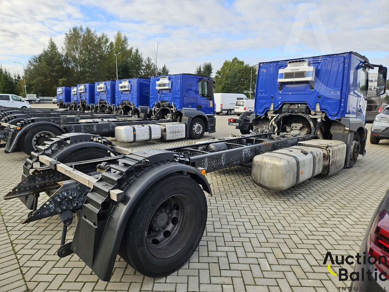 Mercedes-Benz Actros 1843 - Camião chassi: foto 2 Mercedes-Benz Actros 1843 - Camião chassi: foto 2