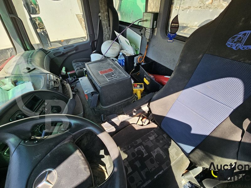 Bomba de betão estacionária Mercedes-Benz Actros 4141 B: foto 10