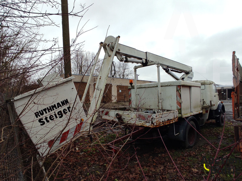 Mercedes-Benz Lako 911 - Caminhão com plataforma aérea: foto 4 Mercedes-Benz Lako 911 - Caminhão com plataforma aérea: foto 4