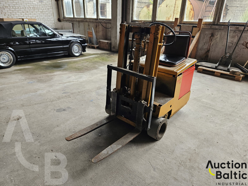 Onbekend Forklift - Empilhador elétrico: foto 1 Onbekend Forklift - Empilhador elétrico: foto 1