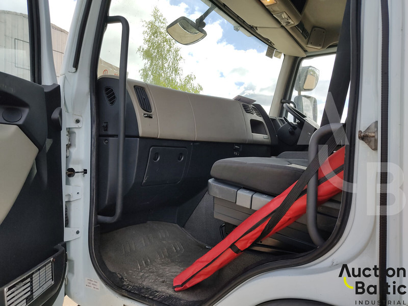 Renault Premium - Camião transporte de veículos: foto 5 Renault Premium - Camião transporte de veículos: foto 5