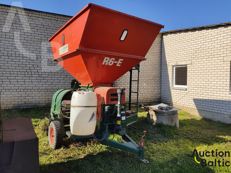 Richiger R6 E - Equipamento de gado: foto 3 Richiger R6 E - Equipamento de gado: foto 3