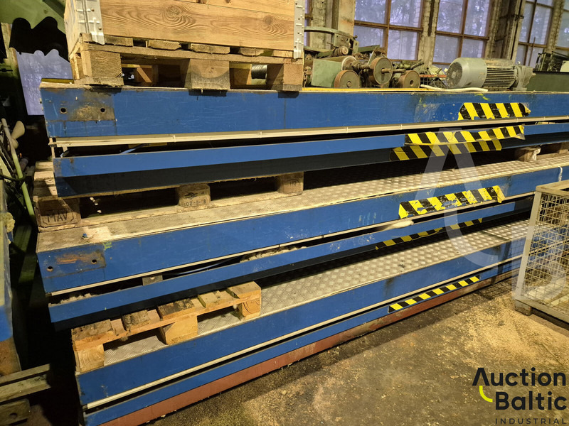 SCISSOR lift platforms - Plataforma de Tijera/ Plataforma de tesoura: foto 1 SCISSOR lift platforms - Plataforma de Tijera/ Plataforma de tesoura: foto 1