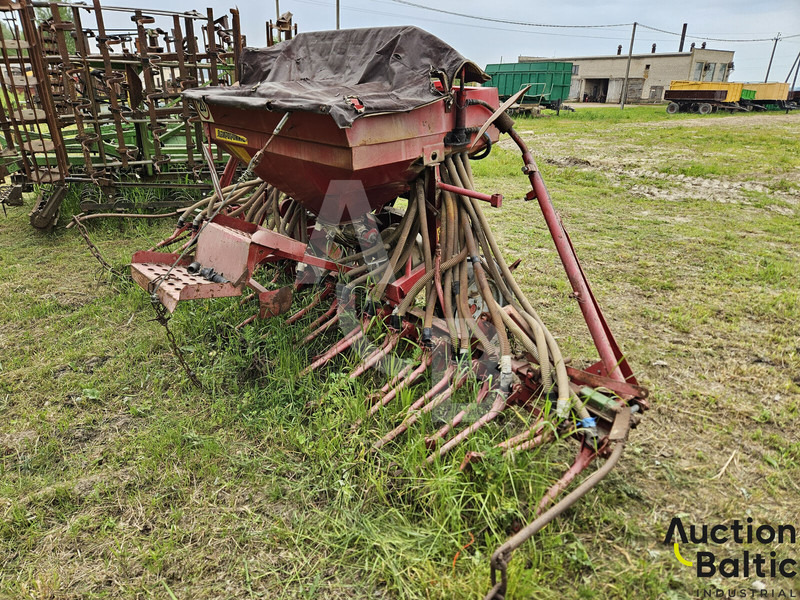 SPU 4 - Semeadora combinada: foto 3 SPU 4 - Semeadora combinada: foto 3